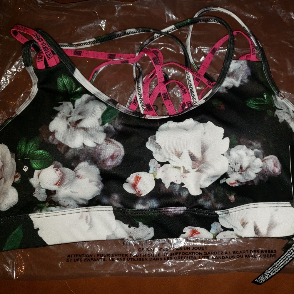 Victoria's Secret Sports Bra Size Medium
